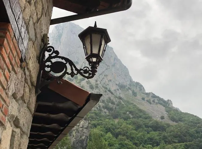 La Cuadrona אורחן *