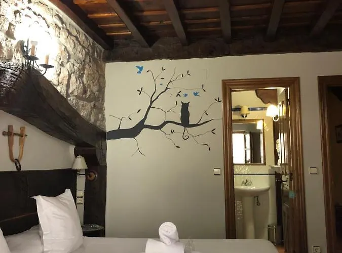 אורחן La Cuadrona