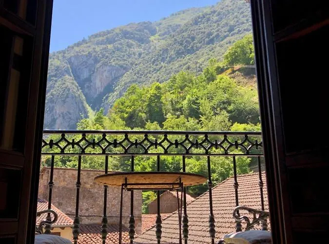 La Cuadrona 라헤르미다