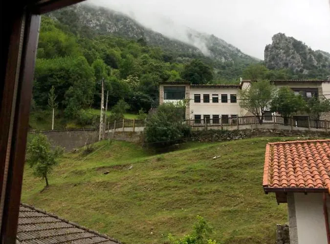 여관 La Cuadrona 라헤르미다